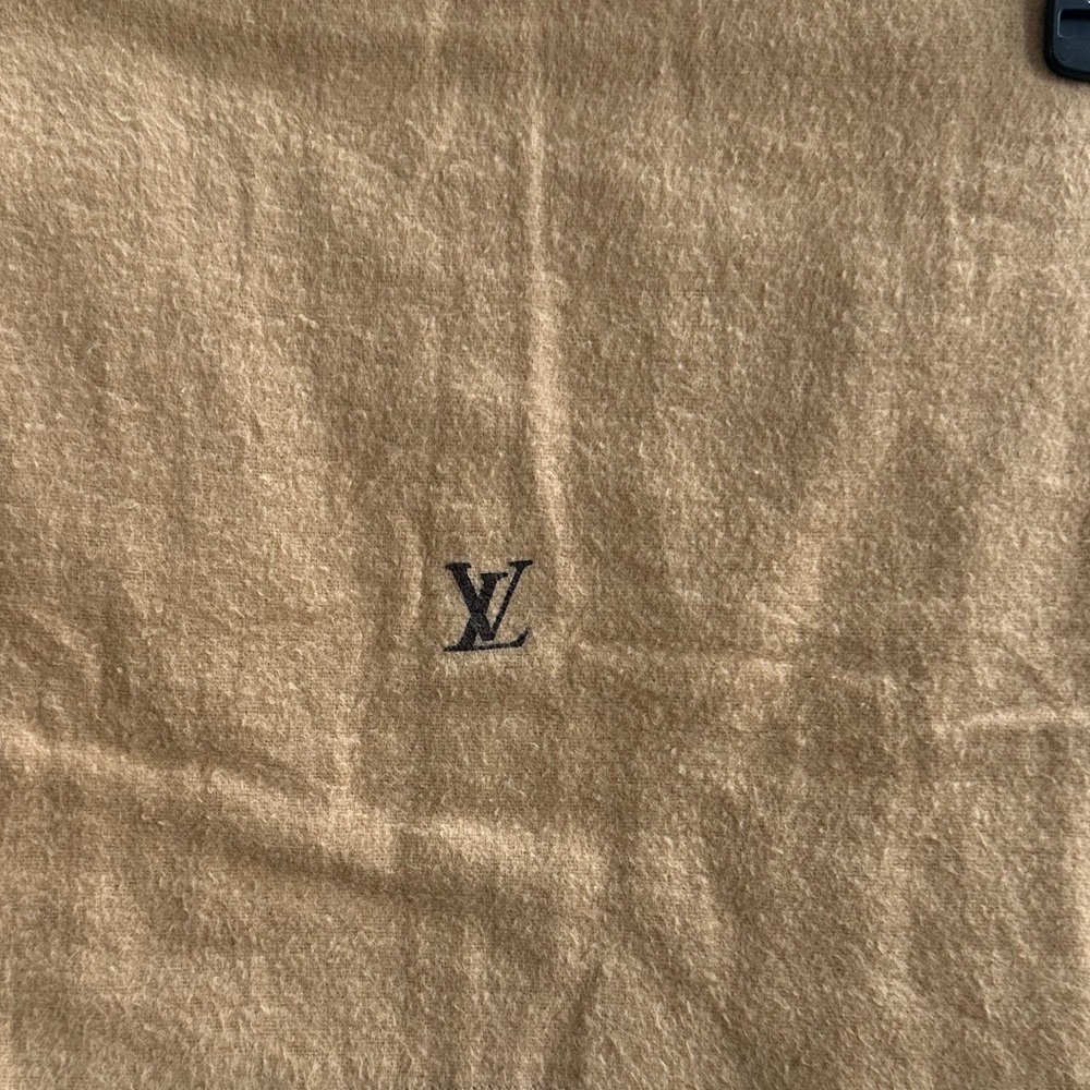 Louis Vuitton Flap Style Dust Bag - Authentic – Medium Size 17" x 13” - Picture 3 of 4